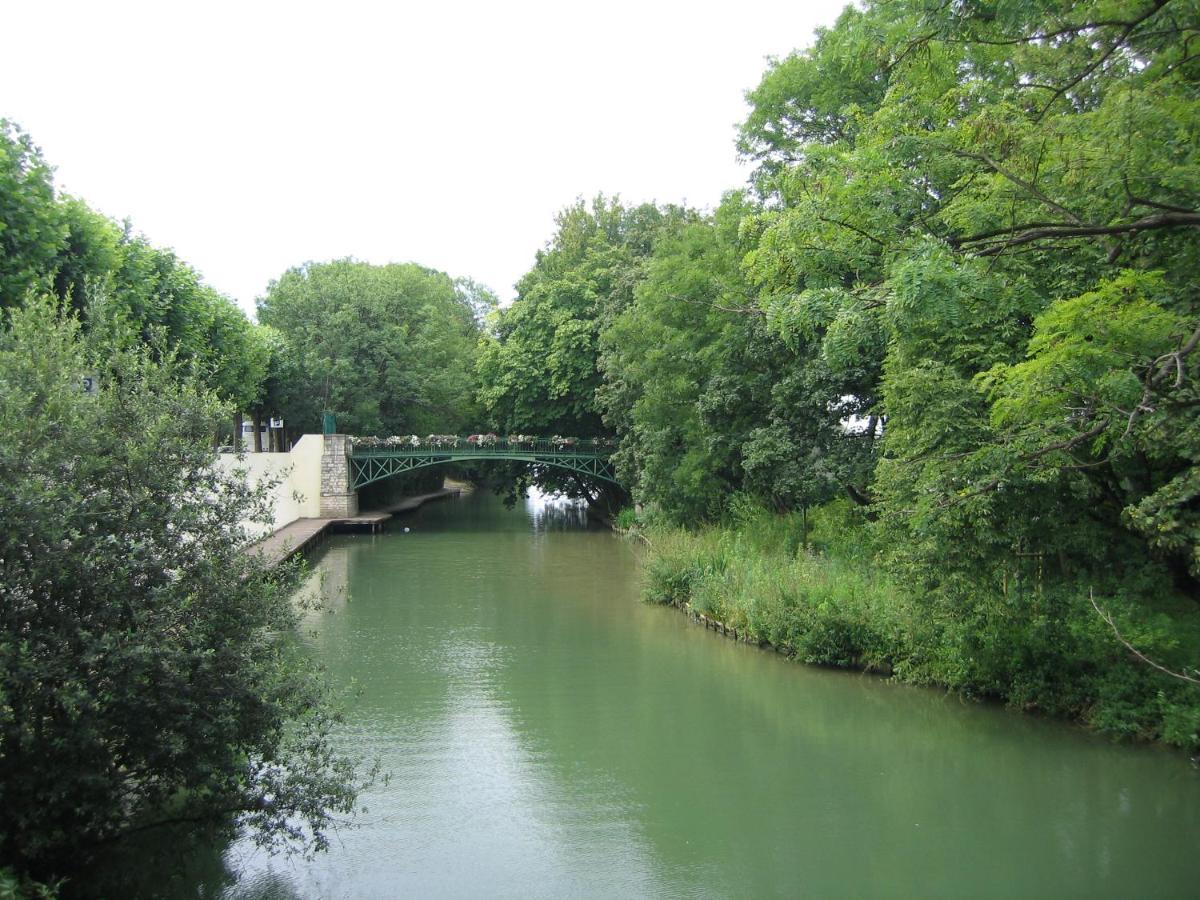 Happy Place - 15 Min Paris & 30 Min Disneyland - Subways - Facilities - Free Parking - Secured Maisons-Alfort Exterior foto